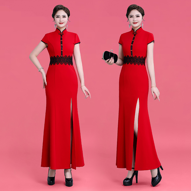 Red cheongsam, long elite suit, 2024 years, Chinese style Red cheongsam, long elite suit, 2024 years, Chinese style