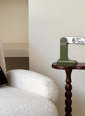 集饰中古万年历ins