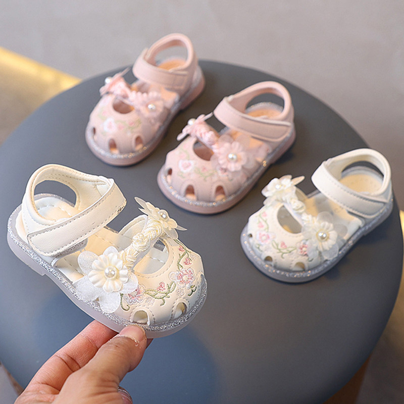 夏季女宝宝凉鞋儿童0一1-4岁夏天女童公主鞋刺绣婴儿透气软底鞋子