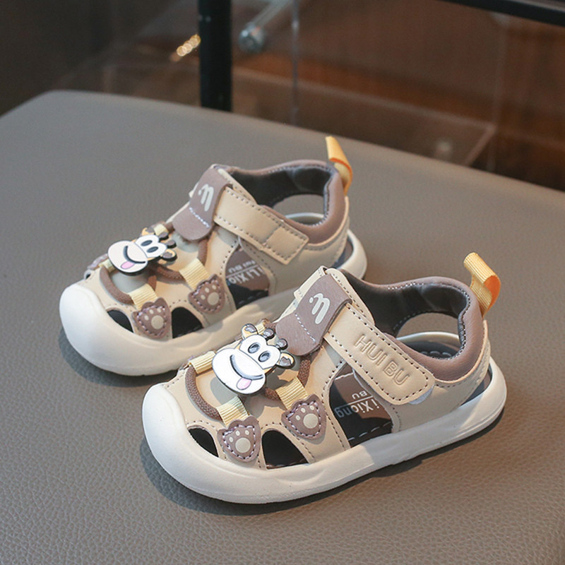 夏季男宝宝女0一1-4岁半包头凉鞋婴儿防踢透气儿童卡通防踢学步鞋