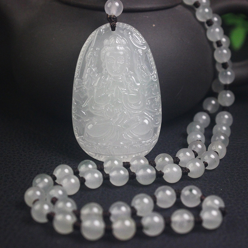 正品桂林鸡血玉贵妃料本命佛项链千手观音菩萨属鼠守护神带证书