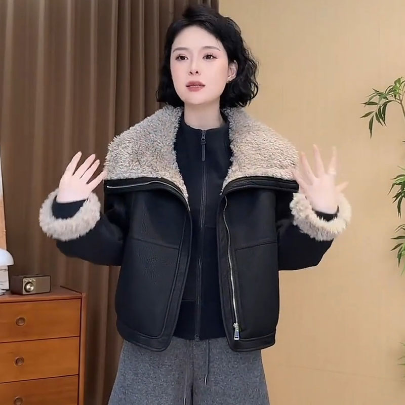 羊羔毛皮衣外套女冬季黑色加绒