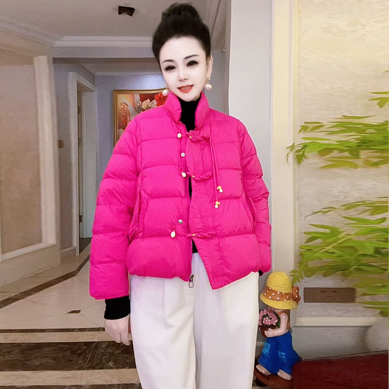 新款轻薄羽绒服女装保暖外套