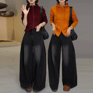 时尚大码套装女秋冬新款连帽双拉链卫衣加绒直通弯刀牛仔裤两件套