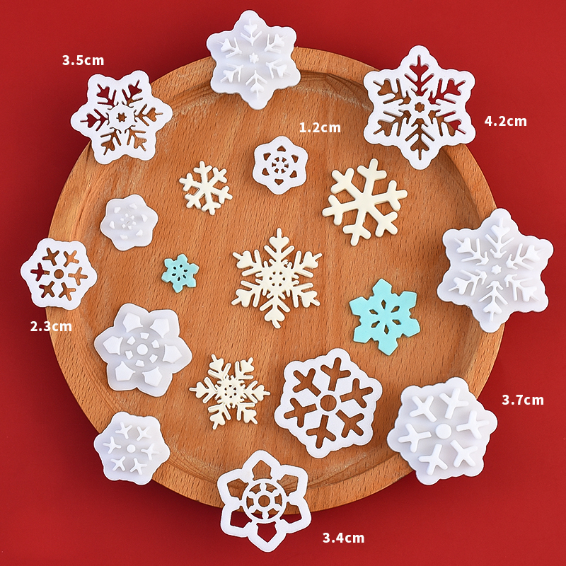 糖堡森林镂空雪花翻糖切模圣诞节日快乐蛋糕装饰烘焙模具塑料压模