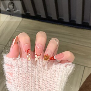 秋冬纯手工穿戴甲新年红法式波点卡通小熊金色猫眼美甲可爱中长款