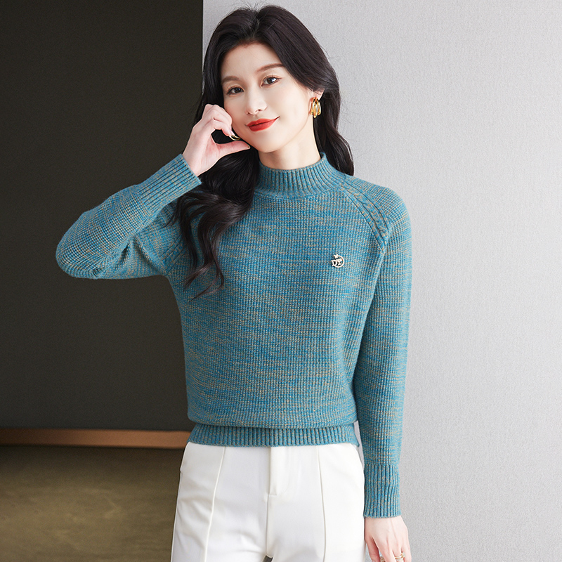 2025新款秋冬季女士半高领毛衣保暖厚款洋气宽松显瘦针织衫打底衫