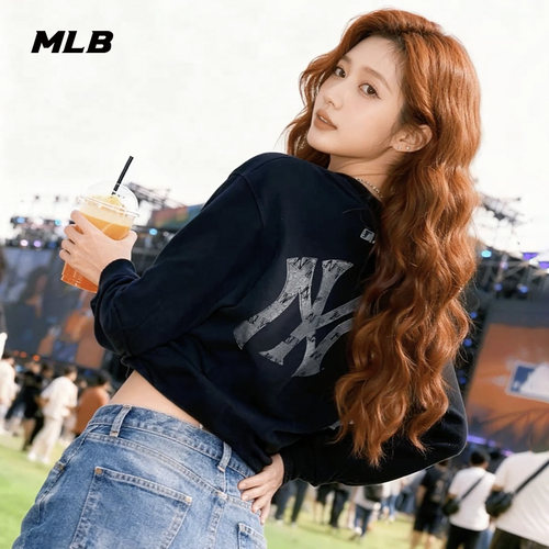 MLB官方男女同款情侣休闲时尚老花背标圆领卫衣秋季新款MTM09