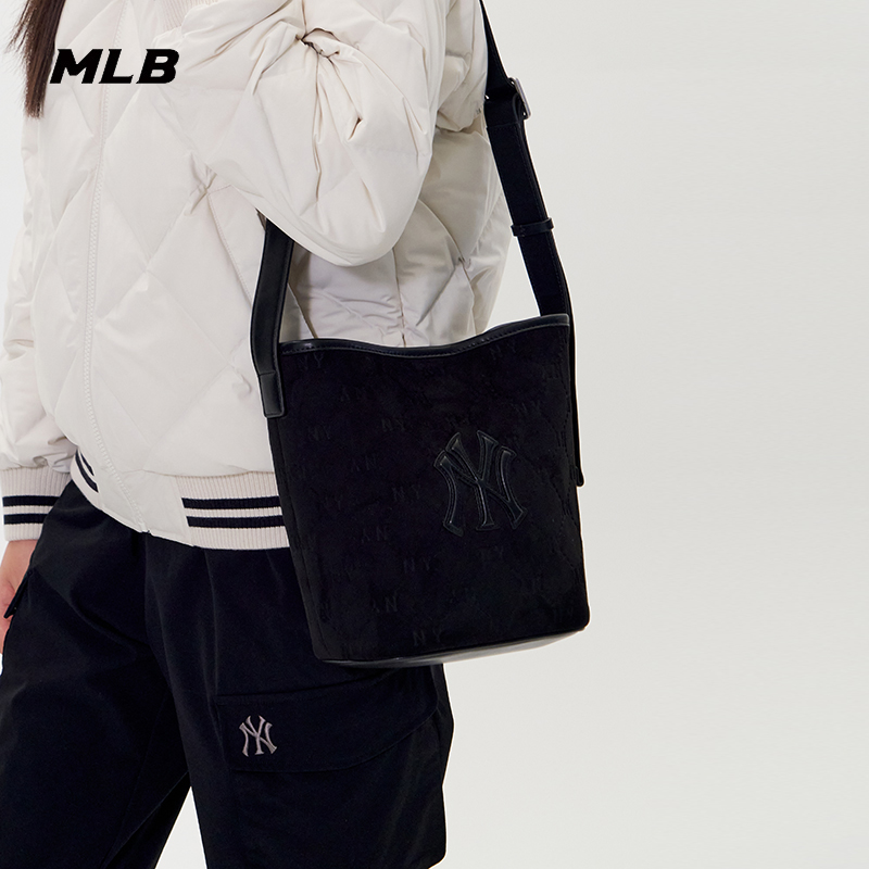 MLB官方 男女情侣可斜挎通勤钻石老花百搭水桶包25秋冬新款BMMC2