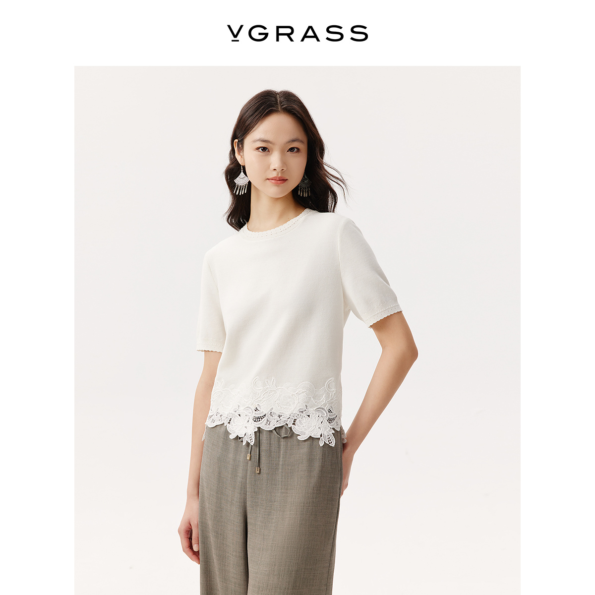 VGRASS丝棉混纺蕾丝镶拼针织衫