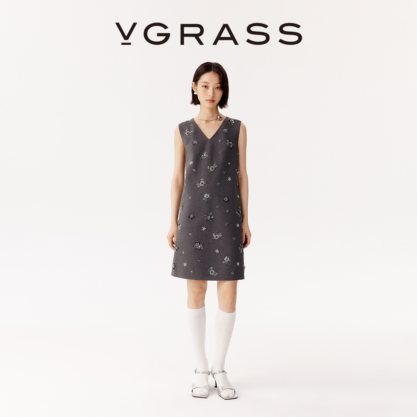 VGRASS手工定位钉珠时尚背心裙