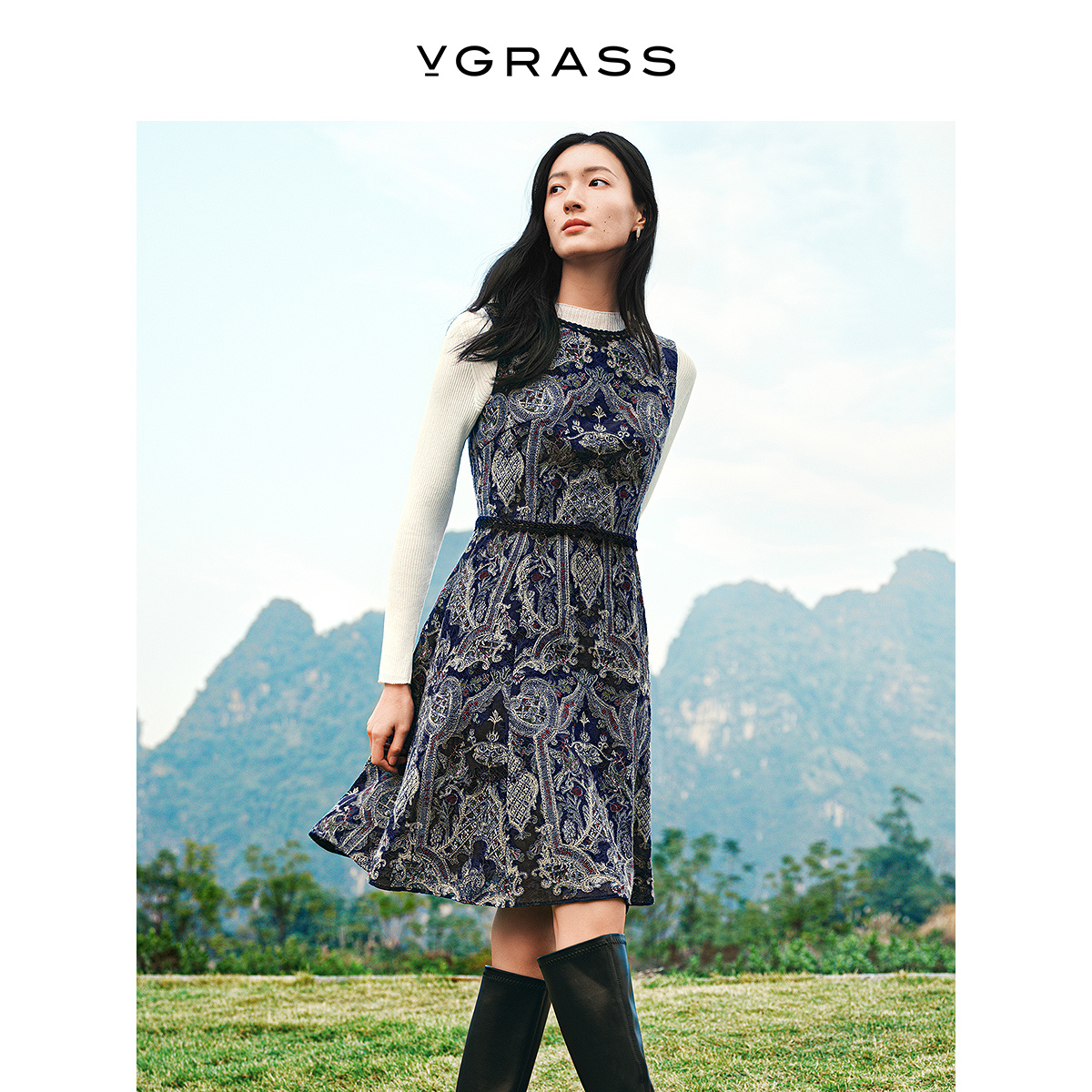 VGRASS刺绣假两件背心连衣裙