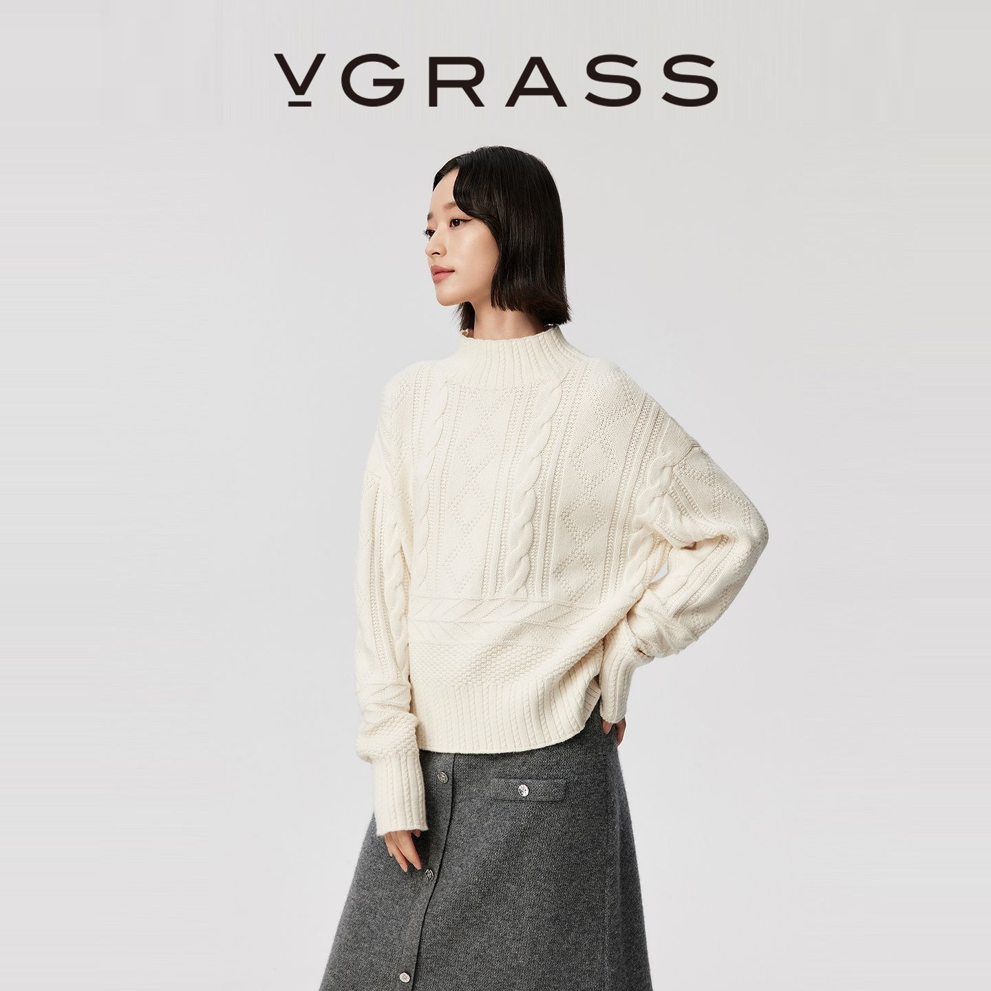 VGRASS绵羊毛混纺粗针绞花毛衣