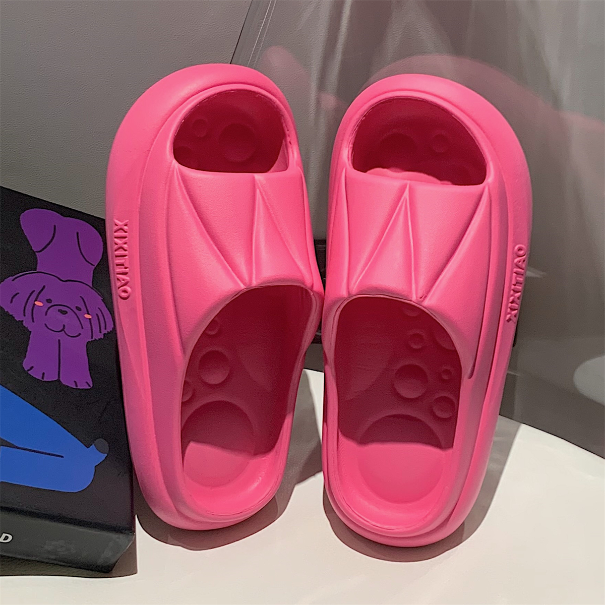 时尚居家浴室防滑防水厚底凉拖鞋女夏季情侣韩版玫红色eva拖鞋男