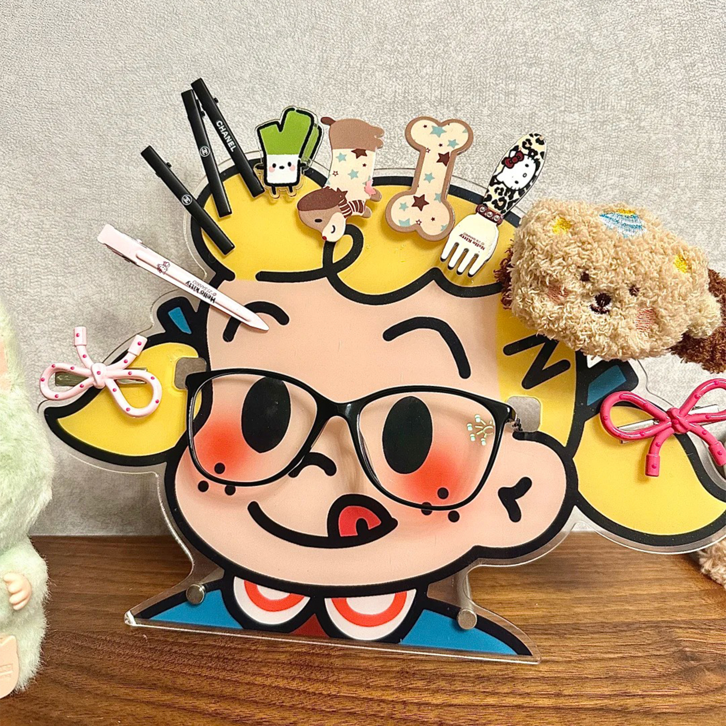 原田治亚克力发夹眼镜收纳架家用可爱女多功能桌面装饰摆件展示板