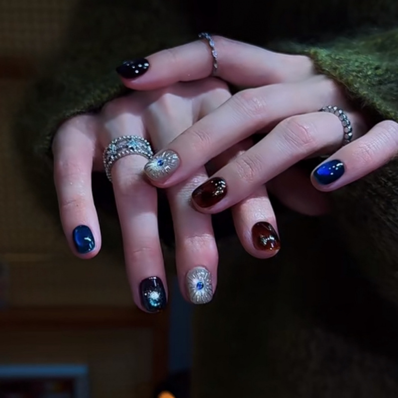 神纹星芒美甲蓝钻幻彩