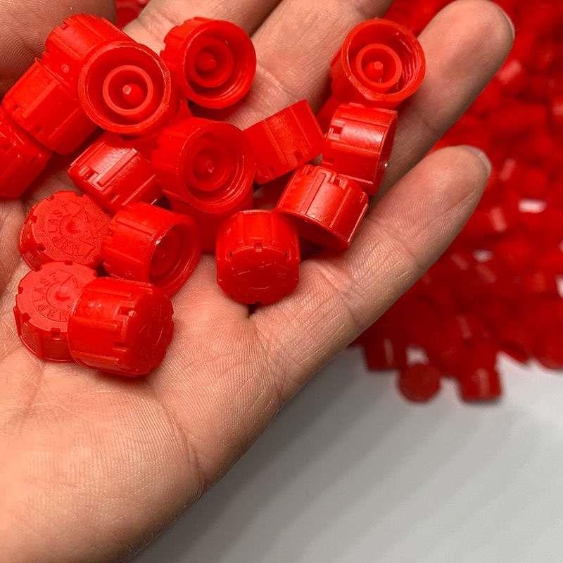 滴灌喷头小红帽滴头配件单独小红帽滴头可调节滴头8孔红帽配件