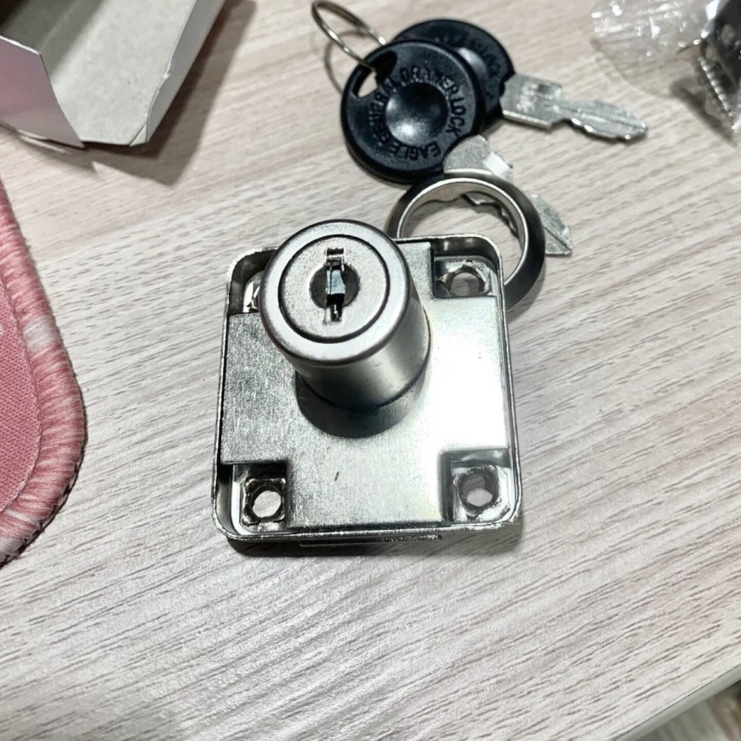 橱柜门锁办公室柜子锁锁芯家用衣柜锁斜舌锁锁具办公桌文件书柜图片