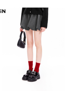 【商场同款】乐町花苞短裙女冬季新款设计感半身裙C1GEE4359