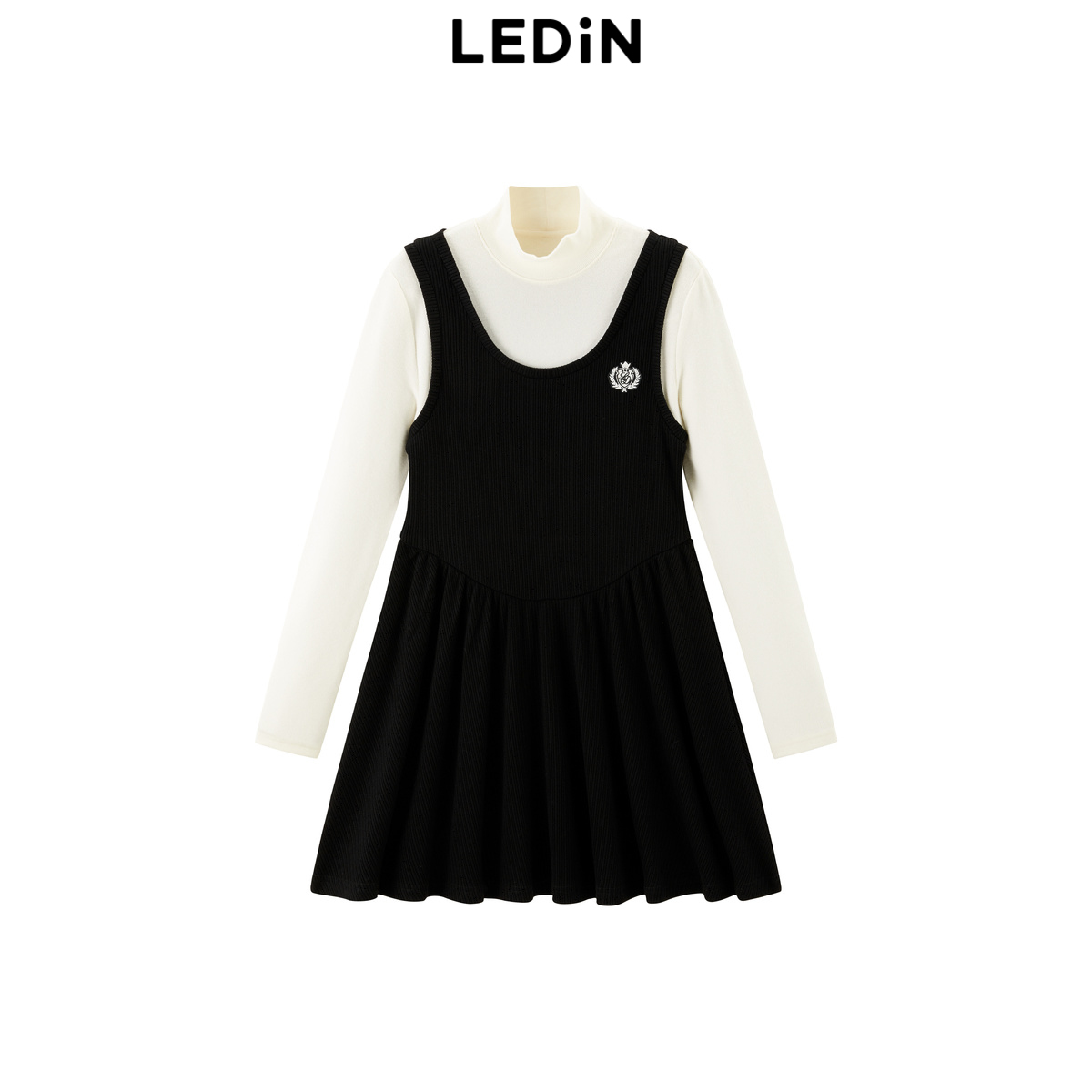 学院风针织裙刺绣/绣花[反季清仓