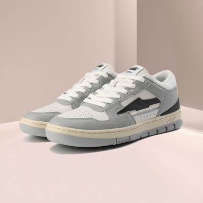 AVIA爱威亚825R复古板鞋