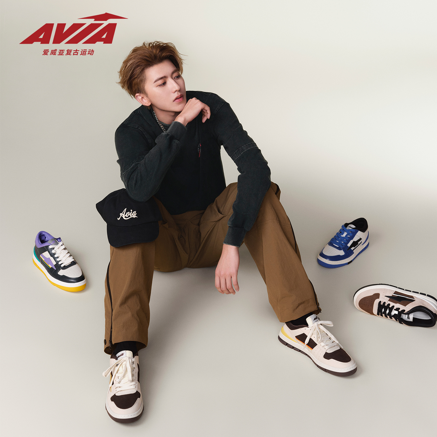 AVIA爱威亚825R复古潮流球鞋运动