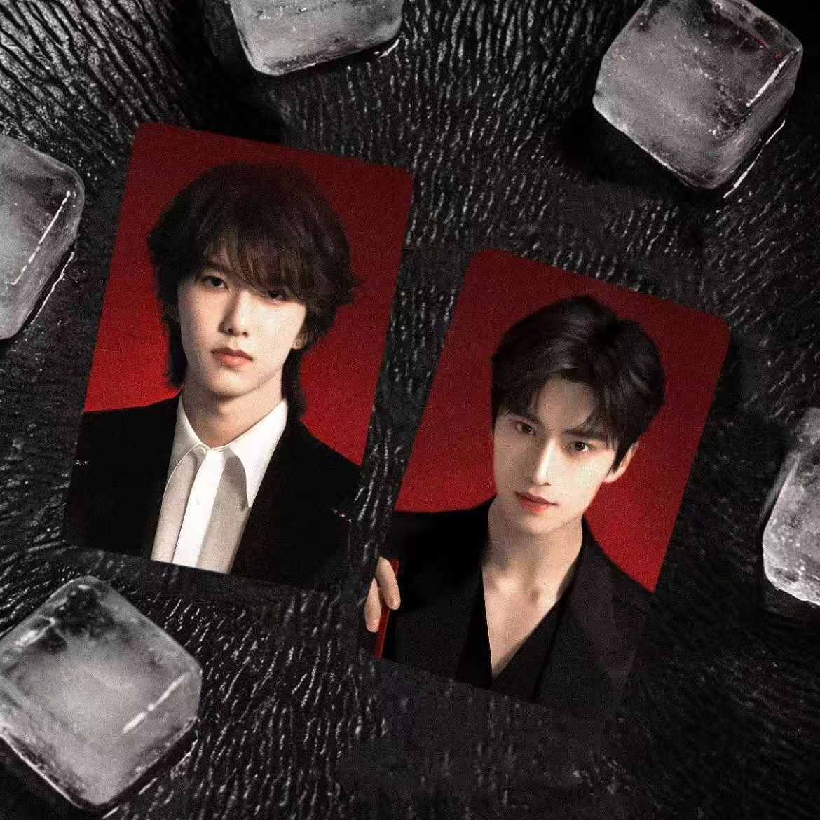 新款张康乐马柏全红色小卡西装高颜值创意周边礼物粉丝应援卡片