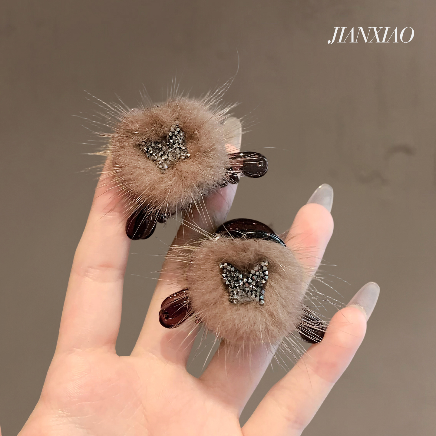 韩系精致羽毛小号高级感水钻毛绒侧边刘海夹气质时尚碎发夹子头饰