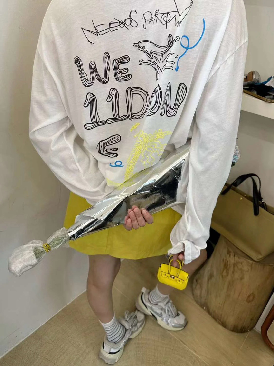 WE11手绘刺绣涂鸦字母长袖T恤