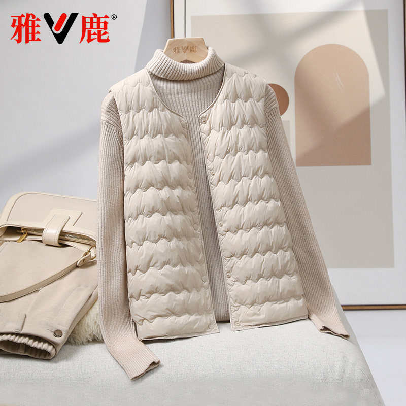 雅鹿短款圆领轻薄羽绒服