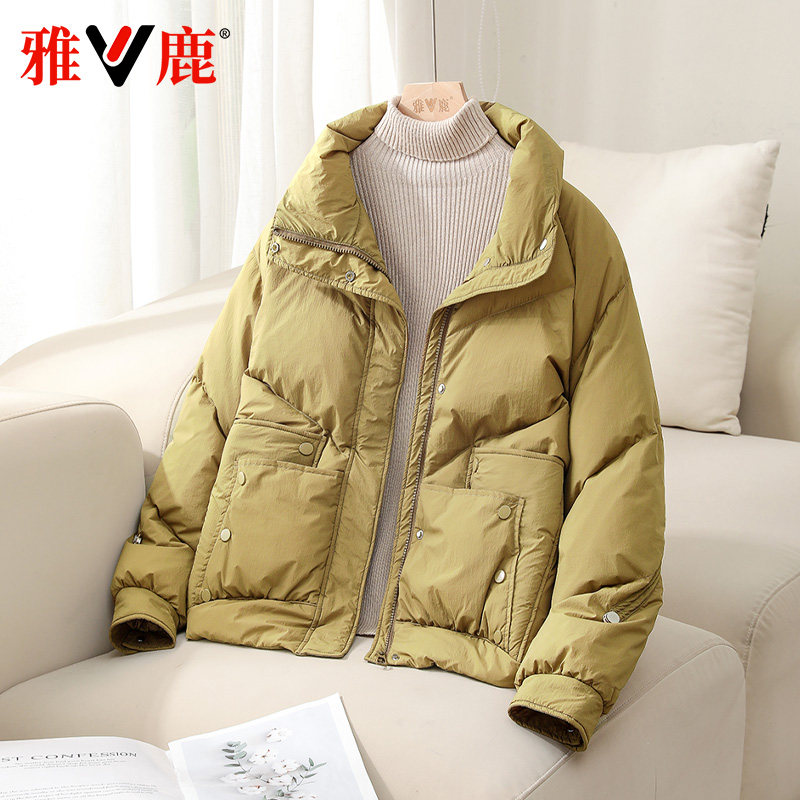 雅鹿2025新款羽绒服女冬季短款保暖轻薄休闲时尚宽松大码女士外套