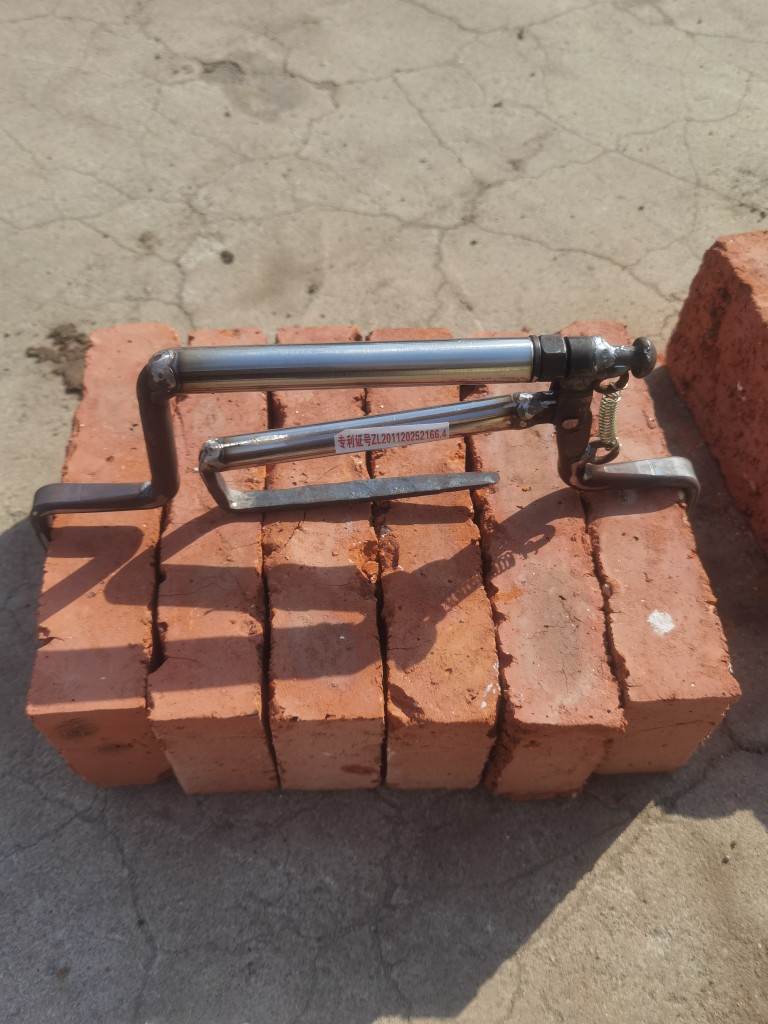 不锈钢管6块可调护手砖夹，28.5—32公分可用，可定制