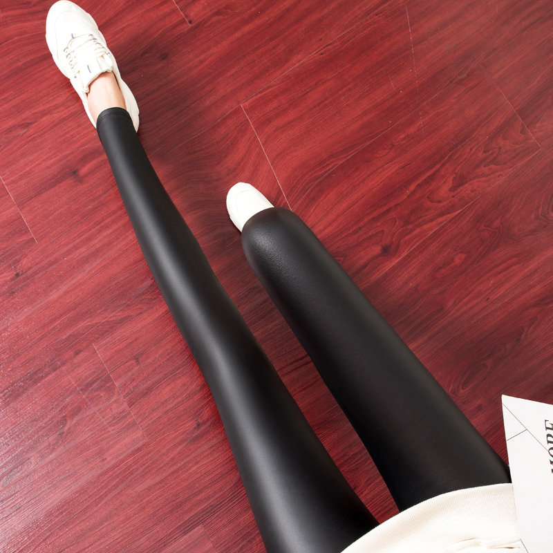 浠淇正品秋季亚光皮裤女薄款高腰外穿显瘦冬款加绒加厚紧身pu皮裤