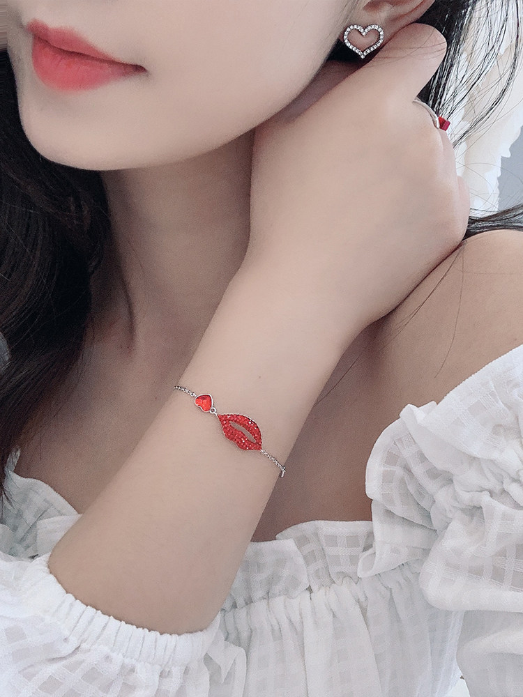 网红小众设计个性采用水晶手链女施华ins元素简约洛世奇学生情侣