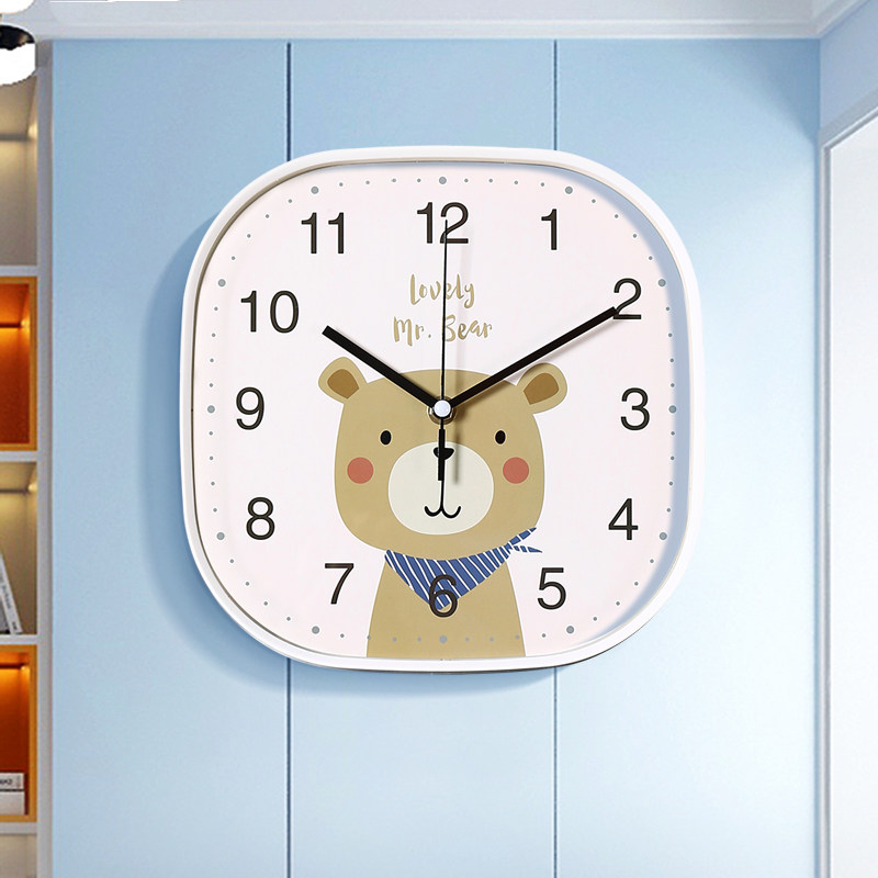 方形卡通儿童房挂钟2023新款家用客厅卧室钟表挂墙石英时钟小挂表