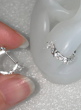 Surprise 999纯银针直针耳环女小众d型高级感耳骨圈螺丝拧扣耳饰