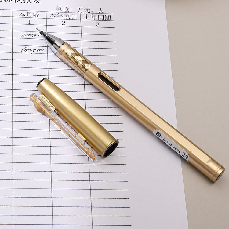 绘画笔中性笔橘林笔盖