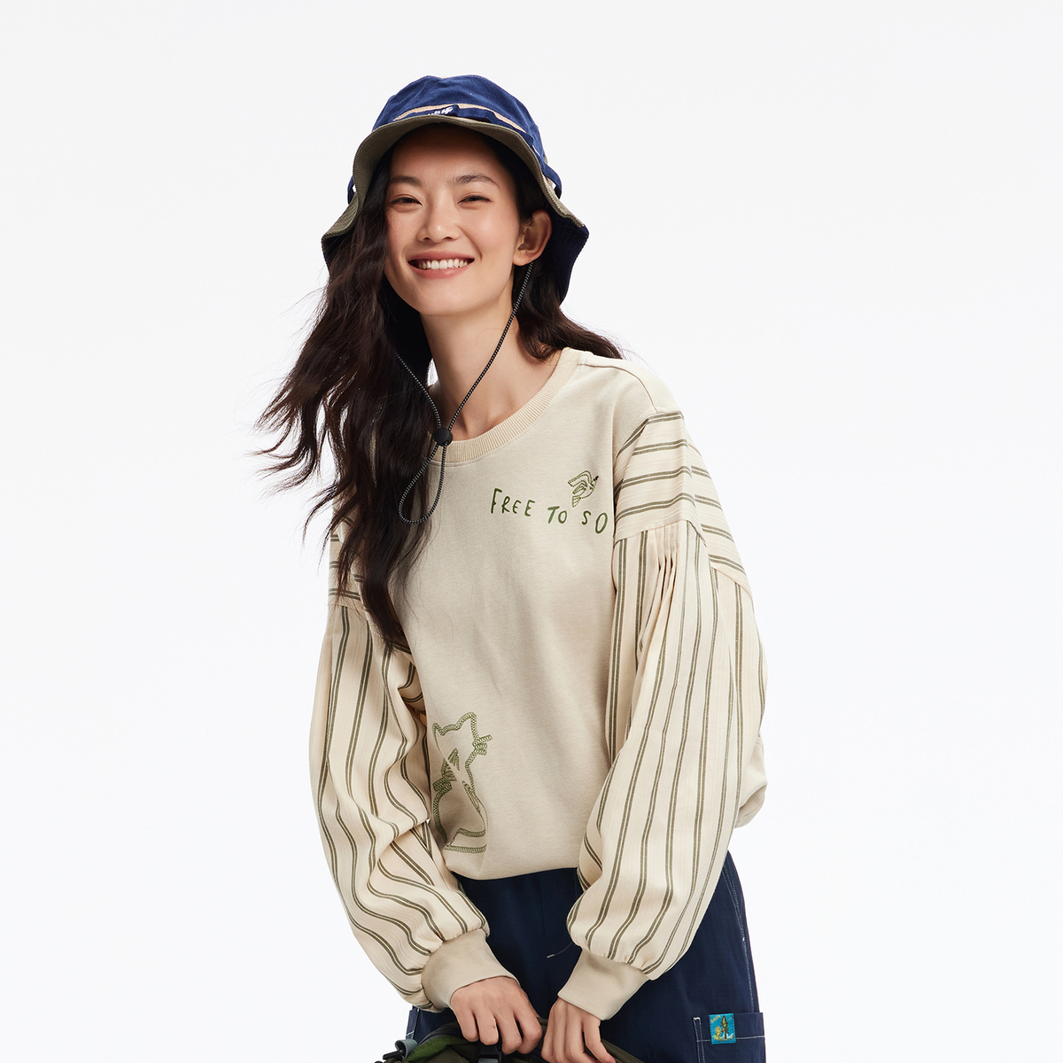 飞鸟和新酒拼接条纹圆领卫衣女无帽2024秋季新款小个子短外套