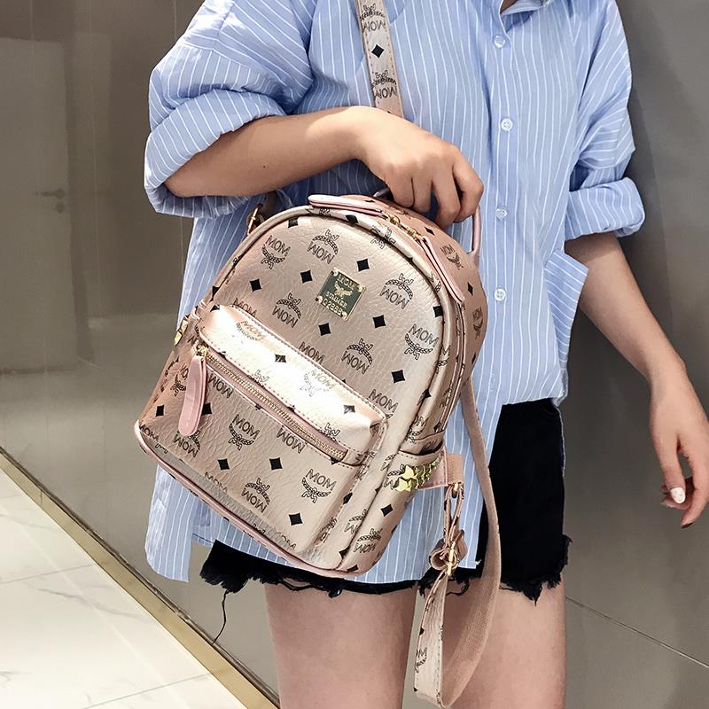双肩包潮牌女个性大容量百搭背包书包女欧美街头时尚铆钉包包