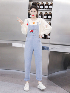 套装牛仔背带裤女2024春秋冬款修身显瘦小个子奶系高腰减龄连体裤