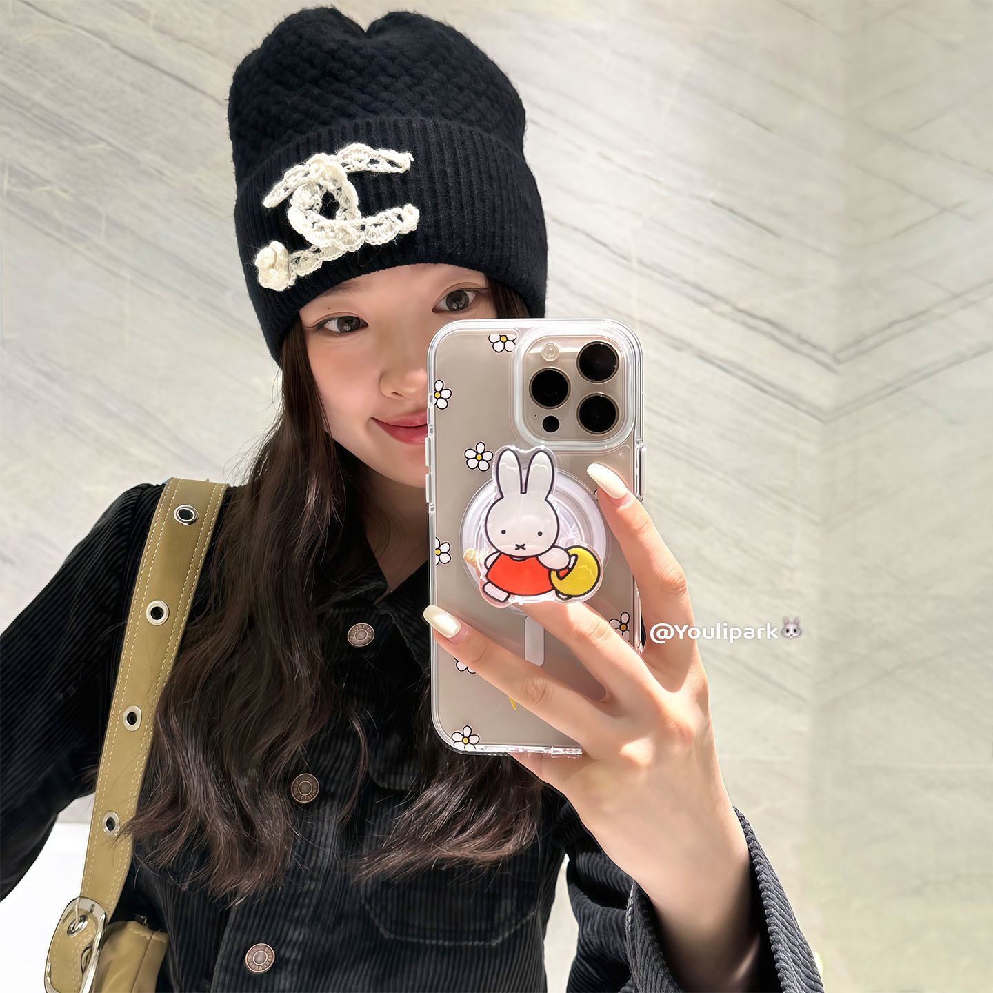 花花米菲兔磁吸支架苹果手机壳女