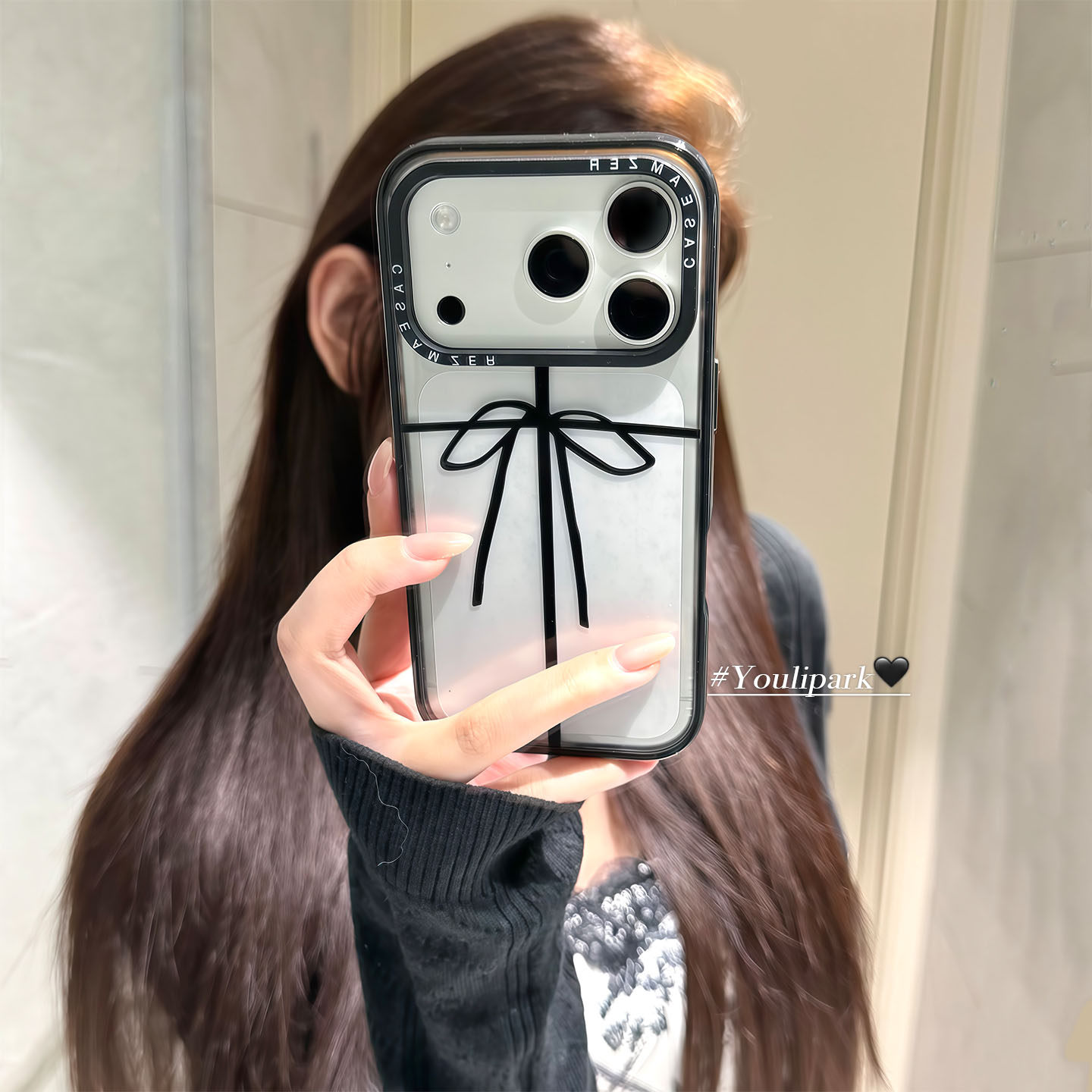 由里公园ins韩系极简小众时髦线条蝴蝶结17适用17pro苹果1