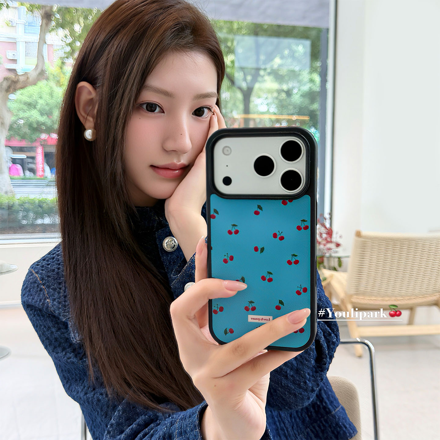 时髦博主风满屏樱桃苹果手机壳女