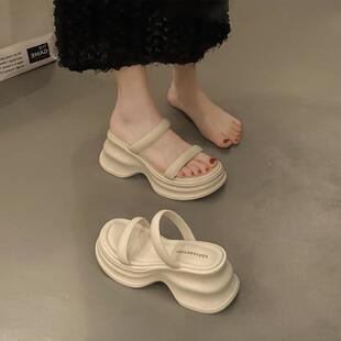 女夏外穿2025新款 厚底楔型凉施鞋 气质配裙小个子松糕高跟一字凉拖