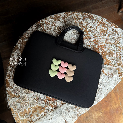 高颜值爱心加绒手提电脑包