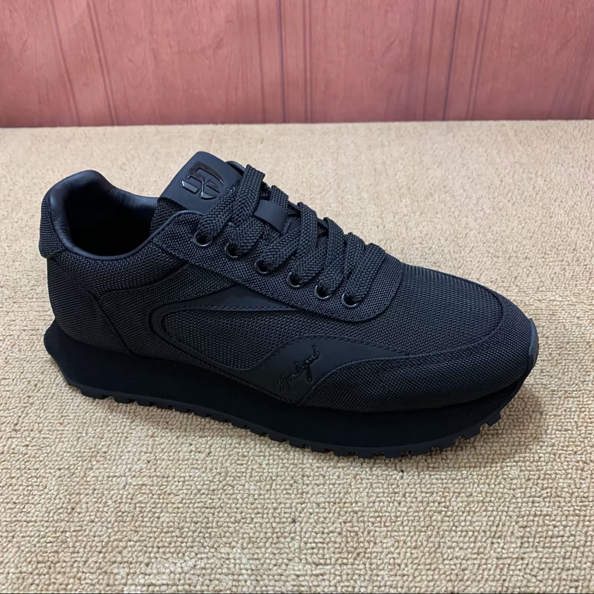 551欧洲站2025休闲新款百搭男士透气休闲阿甘慢跑夏季网鞋运动鞋