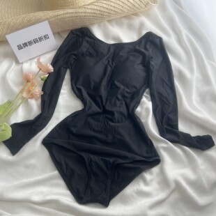 连体泳衣女 温泉度假复古美背小胸显瘦三角长袖 品牌断码 折扣