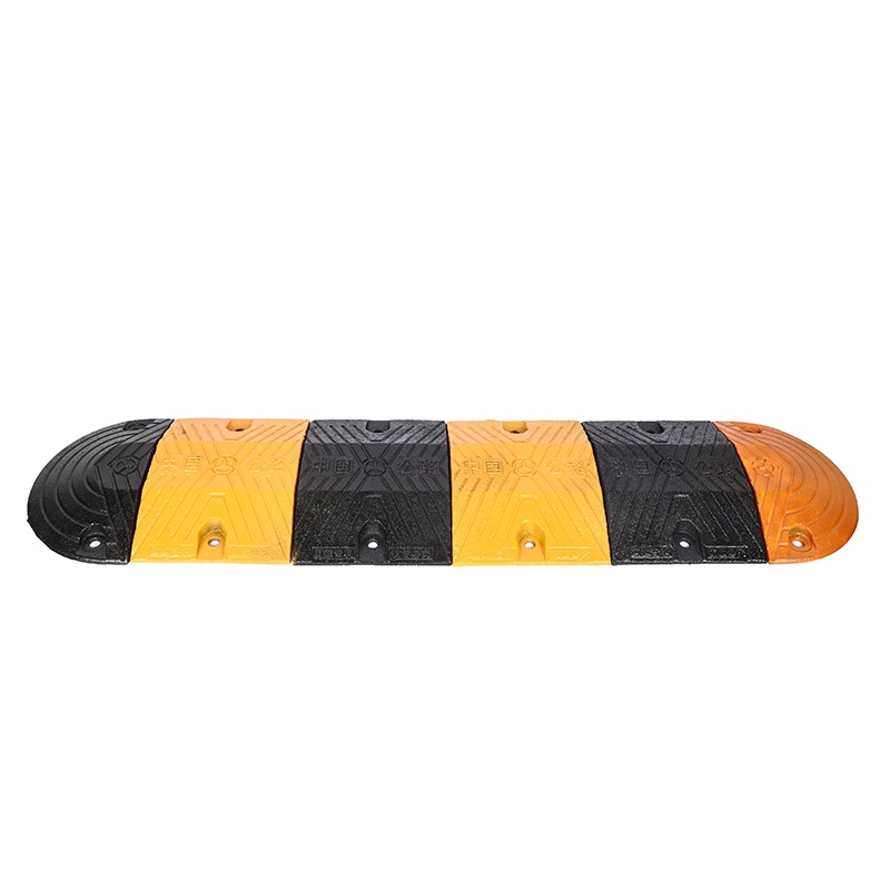 新品Cast iron speed bump 250*350*50 highway road cast steel