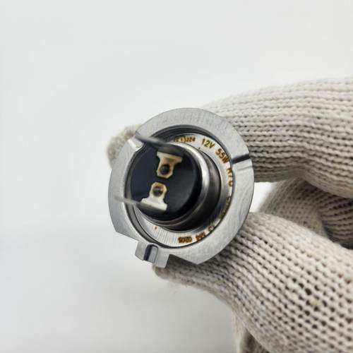 欧司朗汽车灯泡H7车灯12V超亮55W65W100W前大灯远近光24V货车灯泡