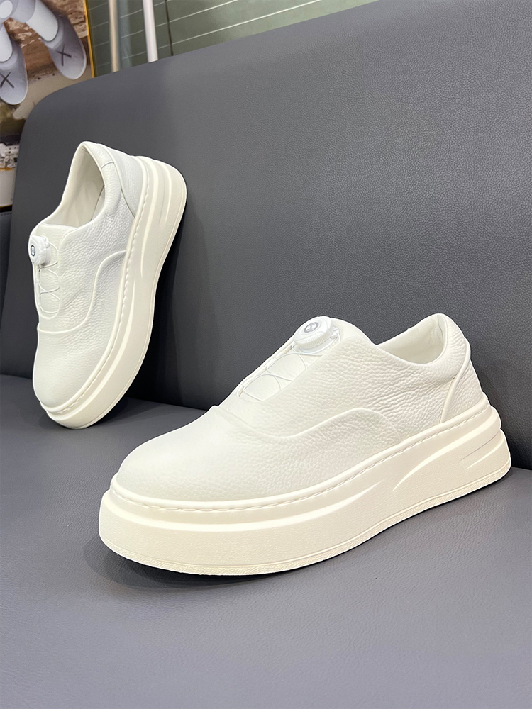 男鞋冬季2025新款休闲小白鞋子潮鞋百搭一脚蹬乐福鞋男士运动板鞋